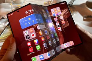 Three Panels, One Ambition: Inside Huawei&rsquo;s Mate XT 2